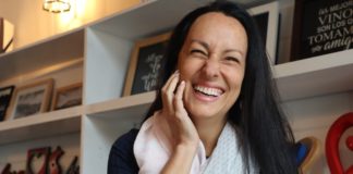 Cynthia Martínez, exesposa de Pedro Suárez-Vértiz, presenta libro 'Esposo mío'