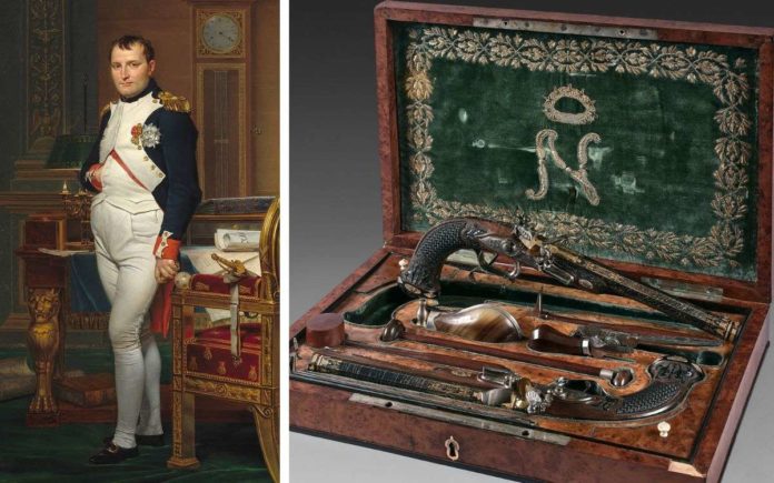 Francia conservará dos pistolas de Napoleón Bonaparte como patrimonio