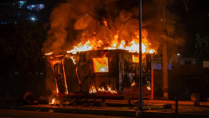 Varios muertos en protestas por resultados electorales en Venezuela
