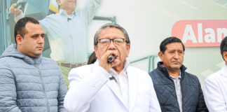 GORE Callao entrega 3 ambulancias para población de Ventanilla