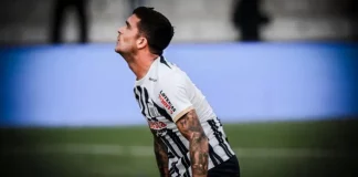 Adrián Arregui se someterá a cirugía y será baja en Alianza Lima por un mes