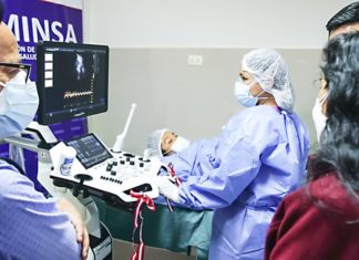 Obstetras advierten que Minsa ponen restricciones para realizar ecografías