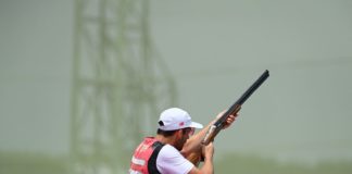 Nicolás Pacheco compite en la final olímpica de tiro en skeet en París 2024