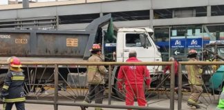 Volquete se estrella contra estación del Metropolitano