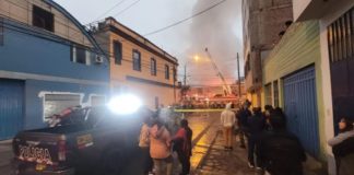 Breña: Incendio afectó a viviendas