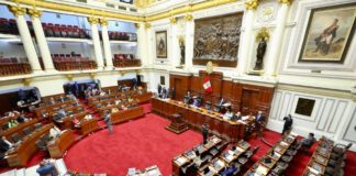 Parlamentarios presentaron moción contra fraude electoral