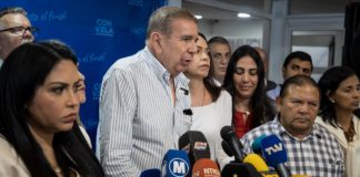 La Fiscalía venezolana amenaza con arrestar al líder opositor Edmundo González Urrutia