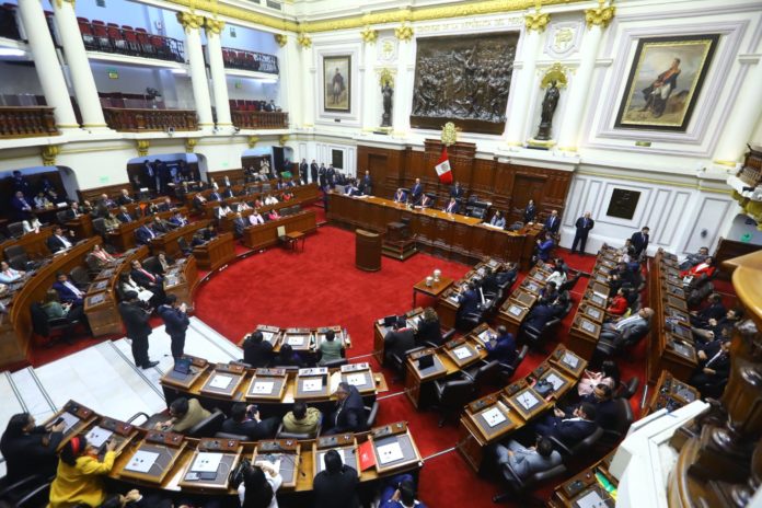 Congreso exige a la comunidad internacional tomar acciones por la paz en Venezuela