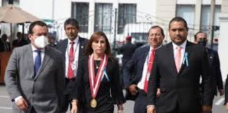 Ofrecen como testigos a Villanueva, Vizcarra, Lenz y Mariátegui