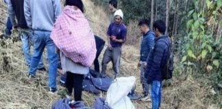 La Libertad: Ocho personas fallecidas y dos menores gravemente heridos deja caída de combi a un abismo