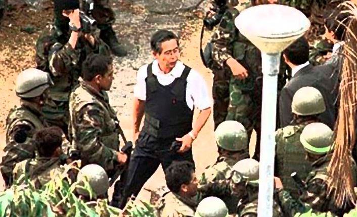 FUJIMORI DERROTÓ AL TERRORISMO