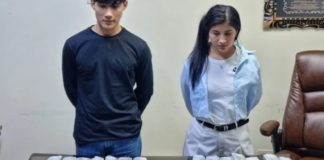 Hermanos pretendían pasar ilegalmente 400 mil dólares