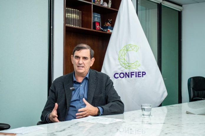 Prohibir aportes privados a partidos es atentar contra la transparencia