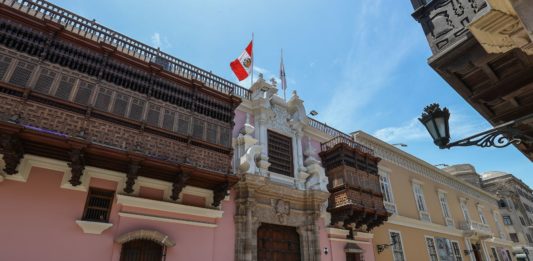 Cancillería solicita información sobre peruano arrestado en Venezuela