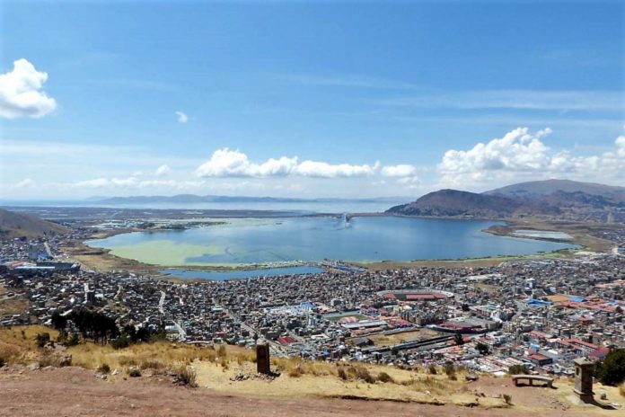 Puno: Lago Titicaca desciende 84 cm debido a falta de lluvias y altas temperaturas Puno: Lago Titicaca desciende 84 cm debido a falta de lluvias y altas temperaturas