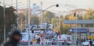 Matan a cuatro en sede turca