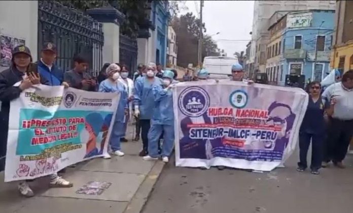 Morgue colapsa por víctimas de sicariato