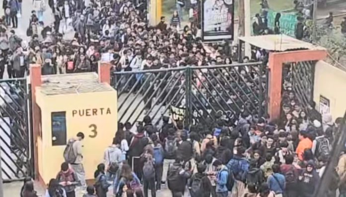 San Marcos: elecciones estudiantiles seguirán adelante tras noche de caos San Marcos: elecciones estudiantiles seguirán adelante tras noche de caos