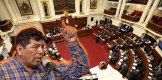 Transportistas gritan “traidora” a dina