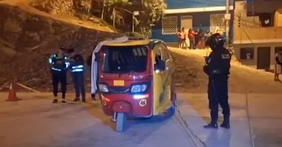 SJL: Mototaxista fue asesinado a balazos en losa deportiva SJL: Mototaxista fue asesinado a balazos en losa deportiva