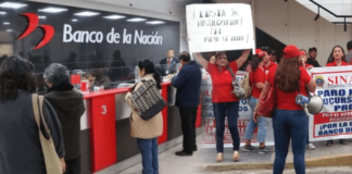 Trabajadores del Banco de la Nación inician huelga nacional Trabajadores del Banco de la Nación inician huelga nacional