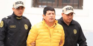 Agustín Lozano y su defensa Agustín Lozano y su defensa