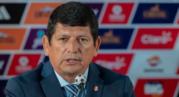 Agustín Lozano revela qué sucedió en el polémico viaje a Qatar Agustín Lozano revela qué sucedió en el polémico viaje a Qatar