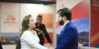 Dina Boluarte y Gabriel Boric refuerzan la cooperación económica entre Perú y Chile en APEC 2024 Dina Boluarte y Gabriel Boric refuerzan la cooperación económica entre Perú y Chile en APEC 2024