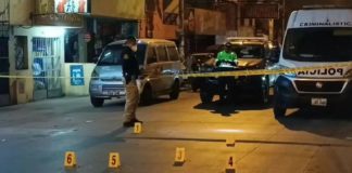 V.E.S: Presuntos delincuentes desatan balacera contra dos locales
