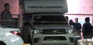 México: Hallan once cadáveres dentro de una camioneta