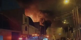 SMP: Bomberos confinaron incendio en Fábrica de insumos