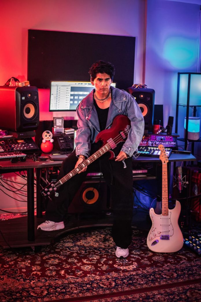 Productor peruano Sonnemm logra nominación a los Grammy junto a leyendas del rock Productor peruano Sonnemm logra nominación a los Grammy junto a leyendas del rock