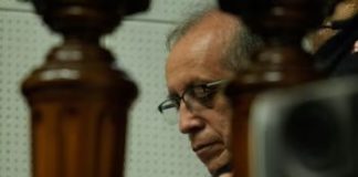 Luis Vivanco asegura que no logra comunicarse Nicanor Boluarte Luis Vivanco asegura que no logra comunicarse Nicanor Boluarte