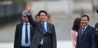 Presidente de Vietnam recibe honores en Palacio de Gobierno