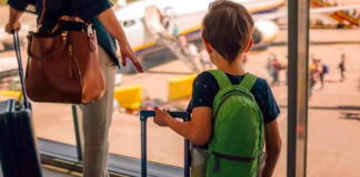 Congreso aprueba que menores viajen al extranjero con autorización de un solo progenitor