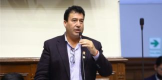 Edwin Martínez defiende contratación de Isabel Cajo