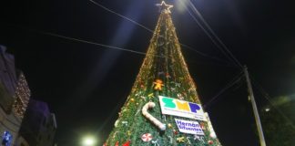 La Navidad llegó a San Martín de Porres. Más de 1000 personas se congregaron en la Plaza de Armas del distrito para ser parte de uno de los