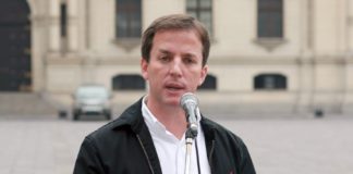 Francis Allison se defiende a acusaciones de financiar mejoras en casa de la fiscal Peralta