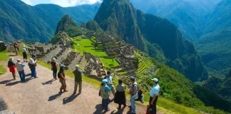 Colapso en la plataforma de reservas a Machu Picchu: caos y largas filas en Cusco