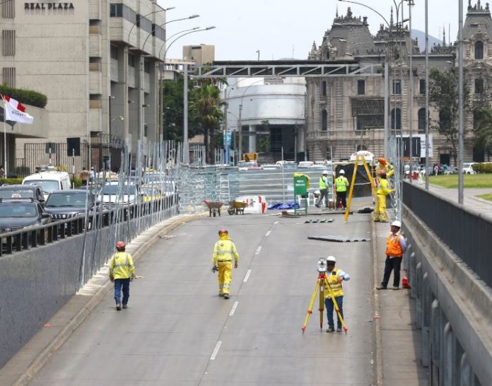 Cierran acceso subterráneo a Vía Expresa
