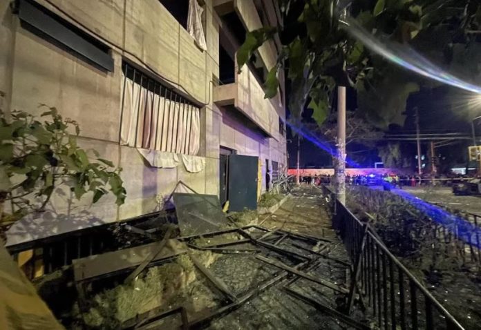 Delincuentes detonaron material explosivo frente a la sede del Ministerio Público ubicada en la ciudad de Trujillo