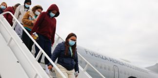 Llegan a Colombia deportados de USA