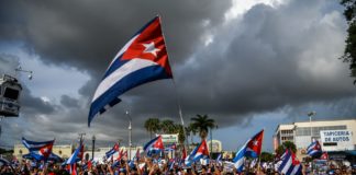 Joe Biden retira a Cuba de la lista de países que promueven el terrorismo