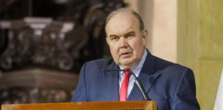 López Aliaga: "Voy a proponer una iniciativa legislativa"