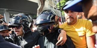 Venezolanos en Lima alzan su voz contra el régimen de Nicolás Maduro Venezolanos en Lima alzan su voz contra el régimen de Nicolás Maduro