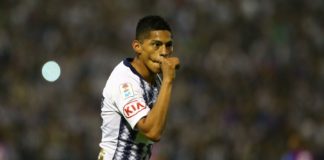 Kevin Quevedo es captado junto a Makarena Novoa en una salida nocturna