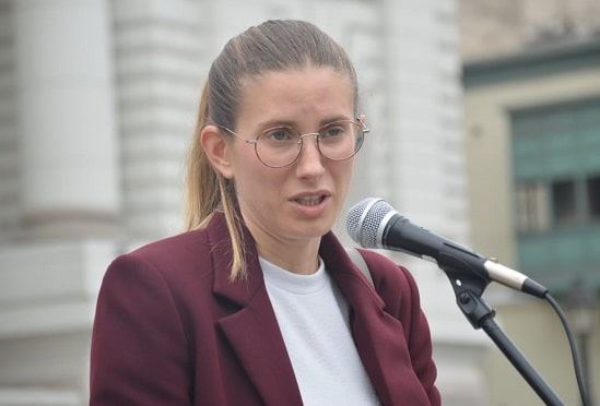 Adriana Tudela Adriana Tudela