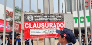 Cerraron Real Plaza Puruchuco