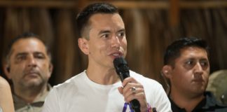 Daniel Noboa denuncia irregularidades en la primera vuelta presidencial en Ecuador Daniel Noboa denuncia irregularidades en la primera vuelta presidencial en Ecuador