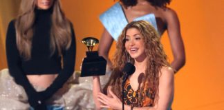 Shakira gana el Grammy a Mejor Álbum Pop Latino y dedica su premio a inmigrantes Shakira gana el Grammy a Mejor Álbum Pop Latino y dedica su premio a inmigrantes